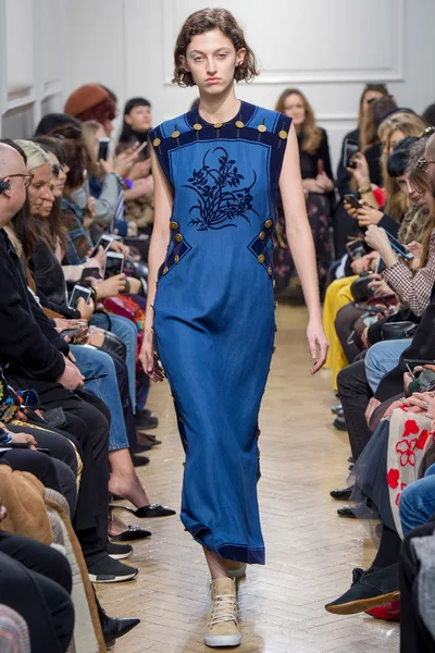 Look 23